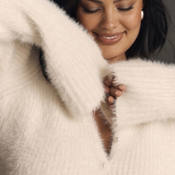 NWT Anthropologie Pearl Button Fuzzy Cardigan Sweater size L - Picture 4 of 15